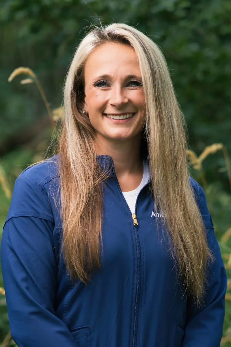 AMANDA GLASER – DENTAL HYGIENIST